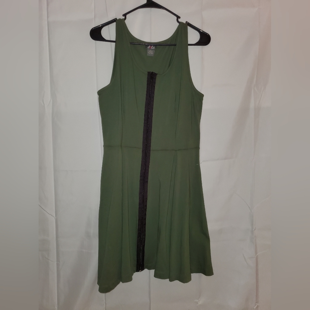 Dots size L. Olive green A-line summer dress
